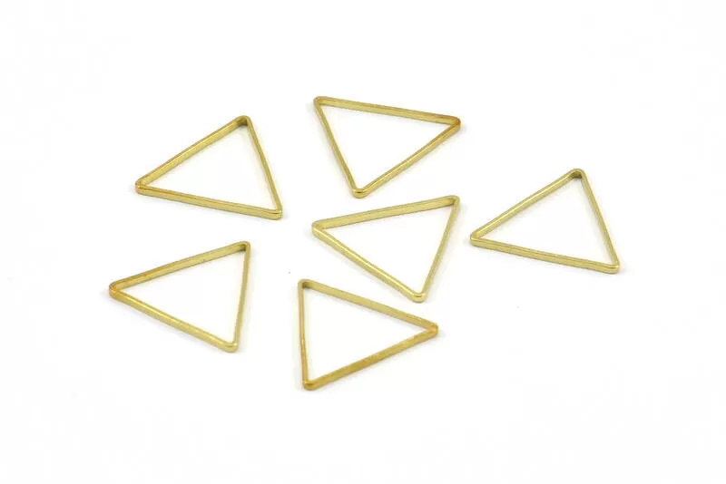 15mm Brass Triangles, 50 Raw Brass Triangles (15x0.8x0.4mm) BS 2347