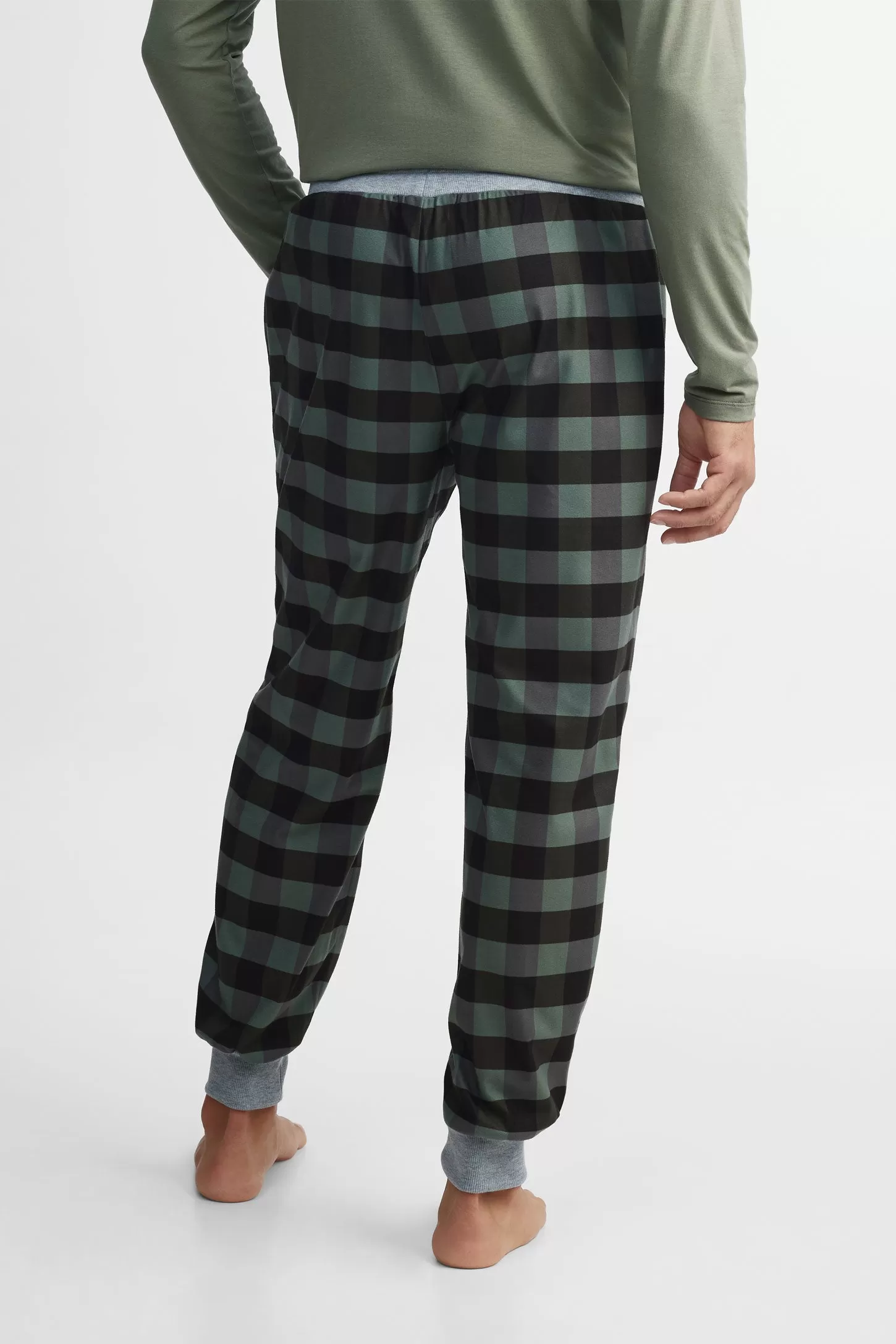 Pantalon pyjama à carreaux en flanelle, 2/40$ - Homme