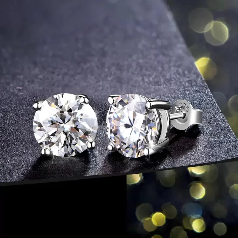 Shine Bright with 2CT Moissanite Stud Earrings!