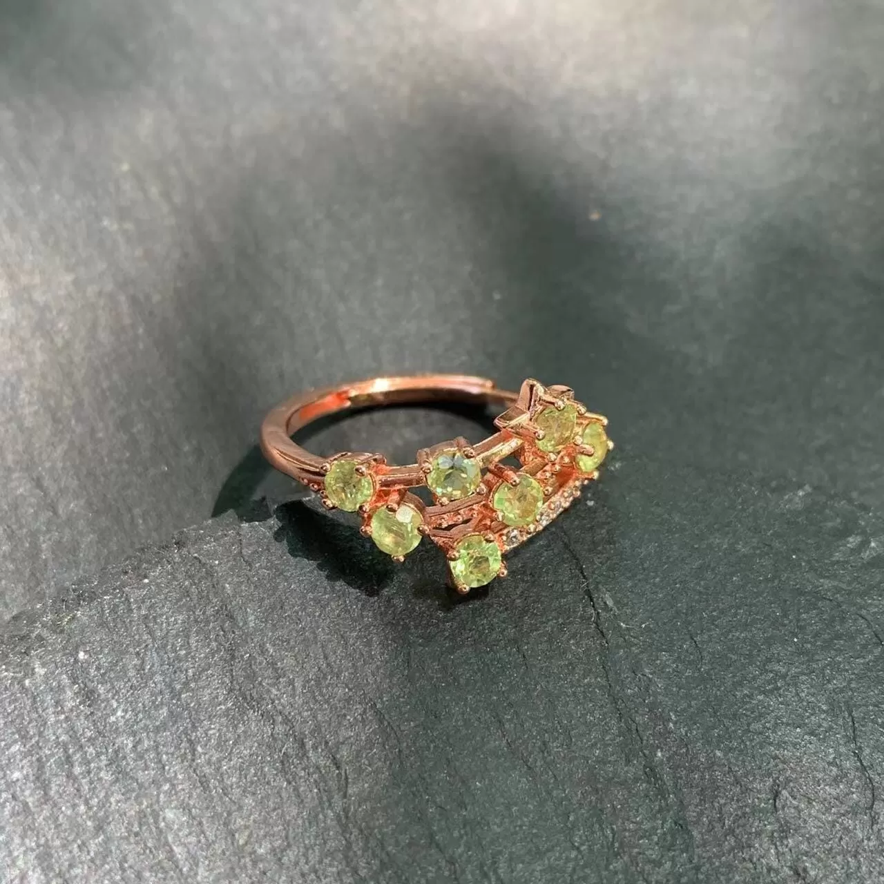 Star Crown Peridot Rose Gold Resizable Ring